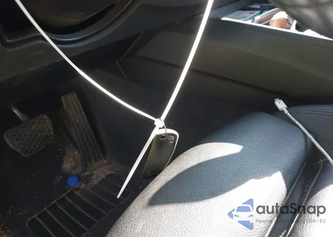 2018 BMW 330I xDrive z USA, uszkodzony, nr VIN WBA8D9C54JEM32983